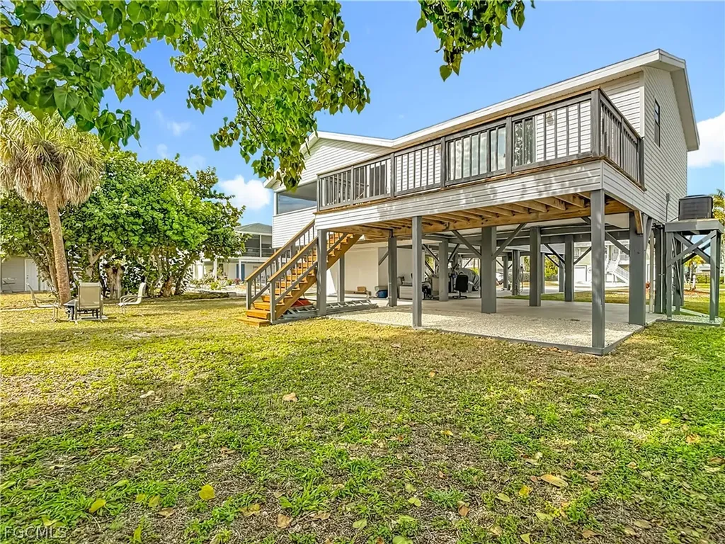 8010 Buccaneer Drive Fort Myers Beach FL 33931