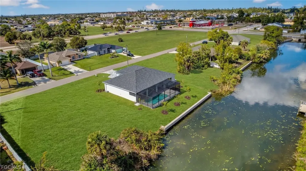 1625 SW 15th Place Cape Coral FL 33991