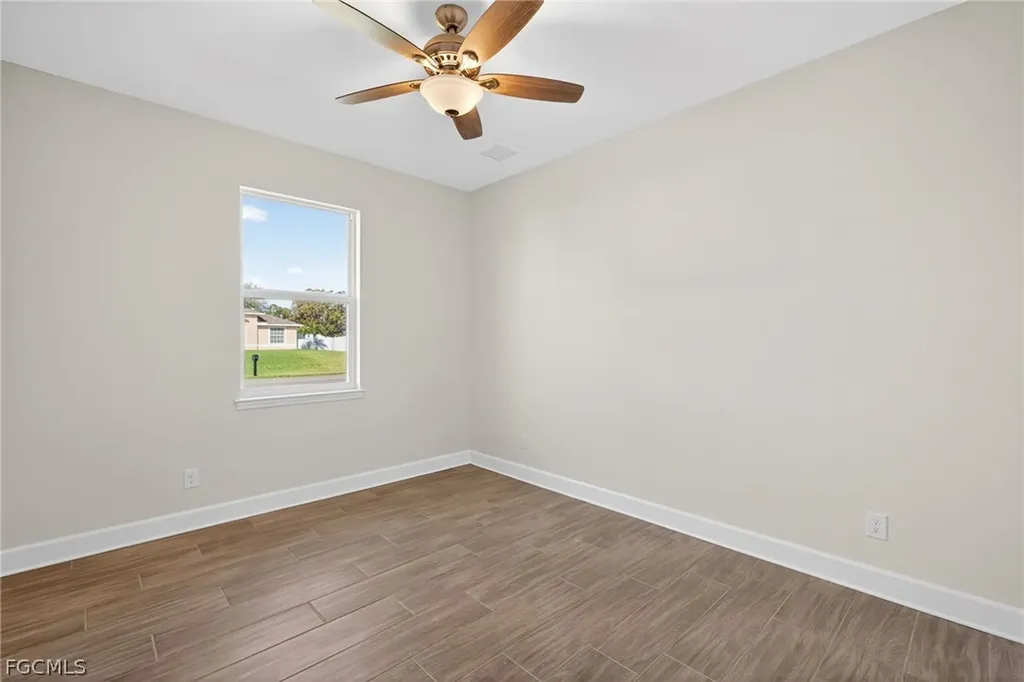 1625 SW 15th Place Cape Coral FL 33991
