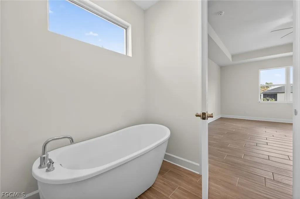 1625 SW 15th Place Cape Coral FL 33991