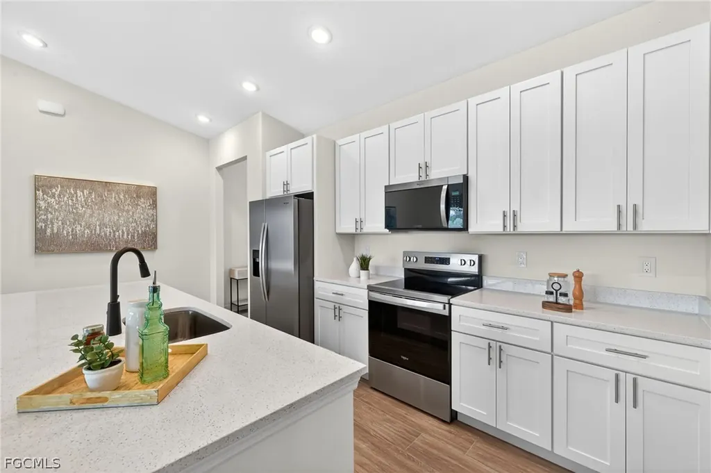 1625 SW 15th Place Cape Coral FL 33991