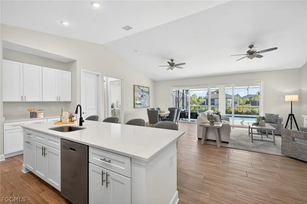 1625 SW 15th Place Cape Coral FL 33991