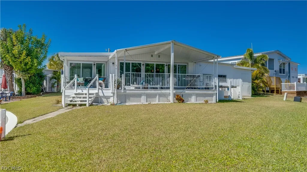 14641 Paul Revere Loop North Fort Myers FL 33917