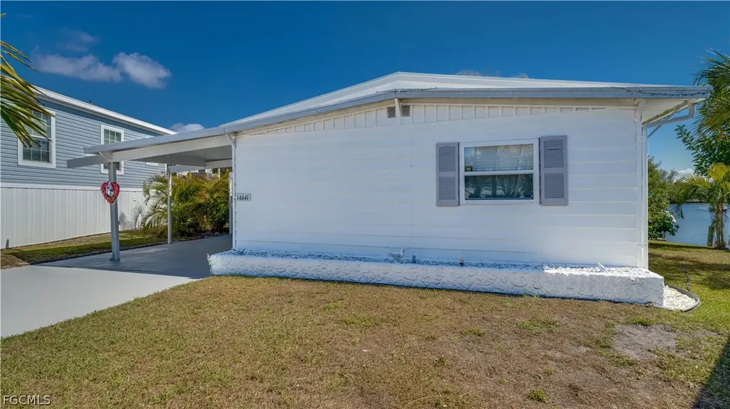 14641 Paul Revere Loop North Fort Myers FL 33917