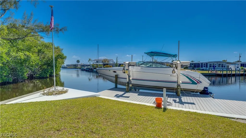 14641 Paul Revere Loop North Fort Myers FL 33917