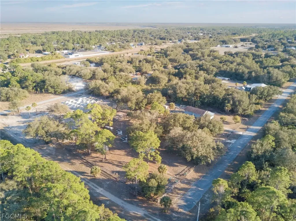 2320 Abbott Avenue Alva FL 33920