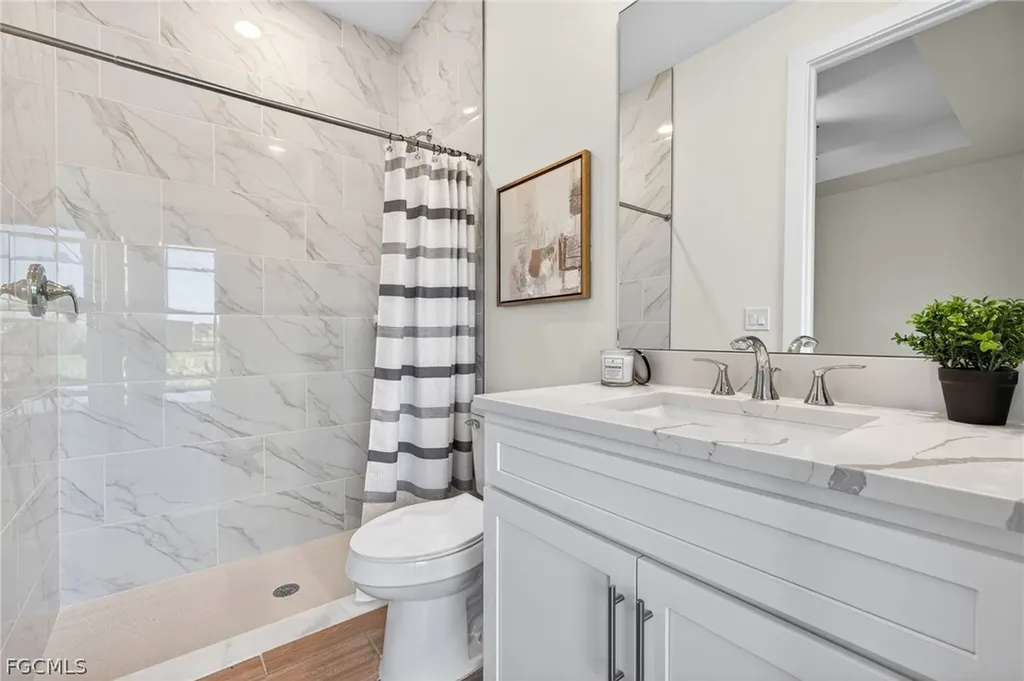 1423 SW 1st Terrace Cape Coral FL 33991