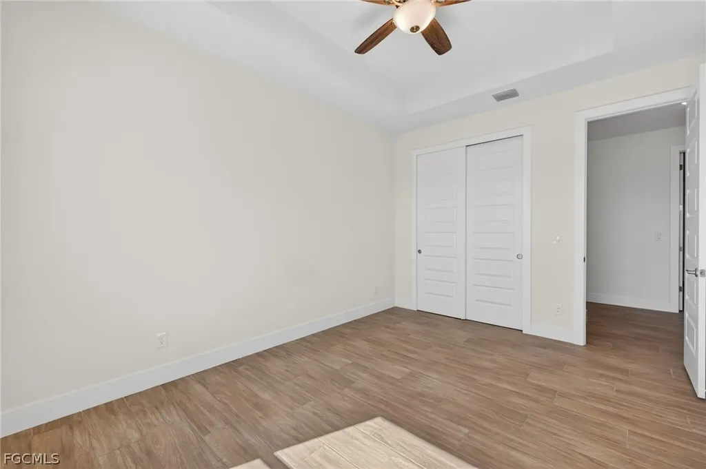 1423 SW 1st Terrace Cape Coral FL 33991