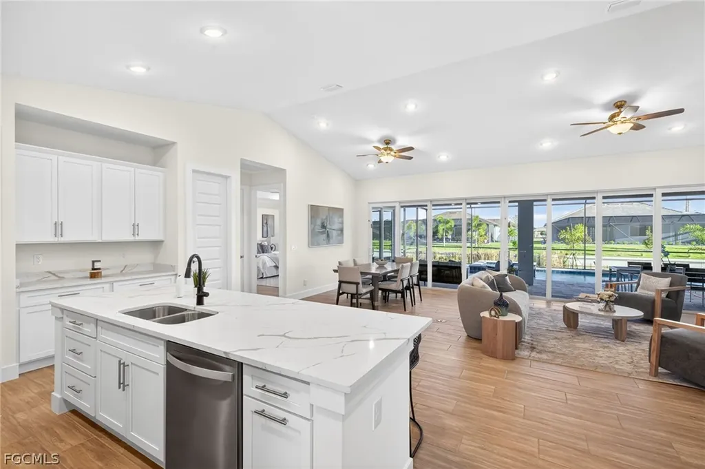 1423 SW 1st Terrace Cape Coral FL 33991