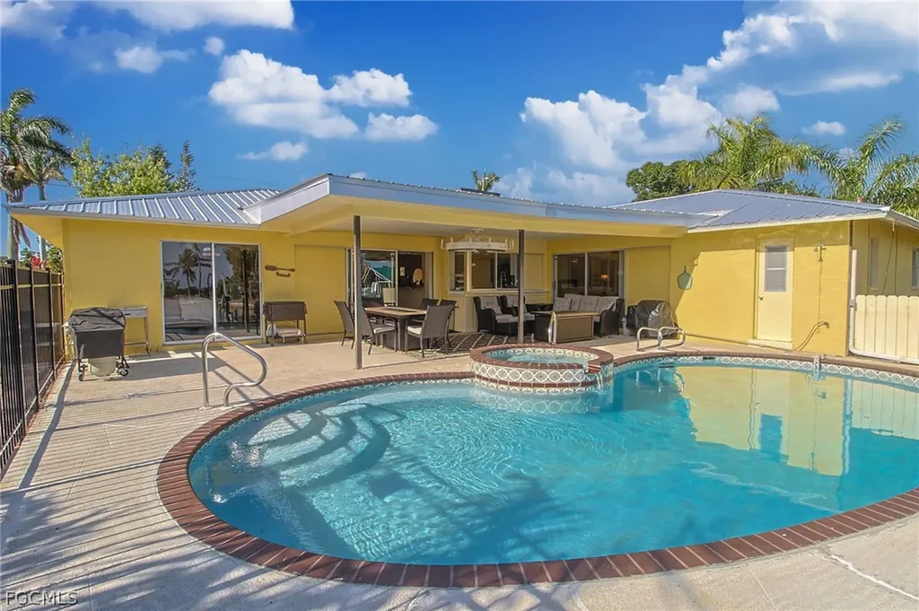 147 Coral Drive Fort Myers FL 33905