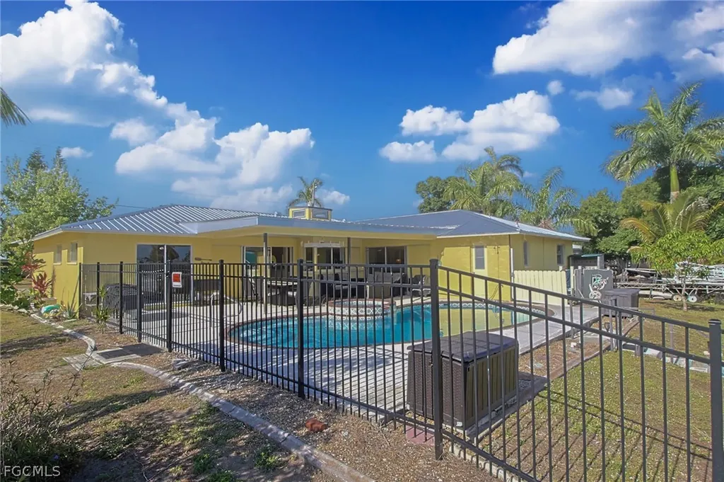 147 Coral Drive Fort Myers FL 33905