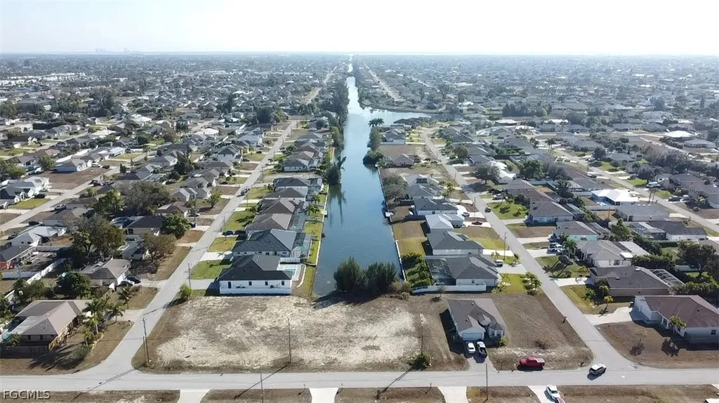 2809 SW 7th Place Cape Coral FL 33914