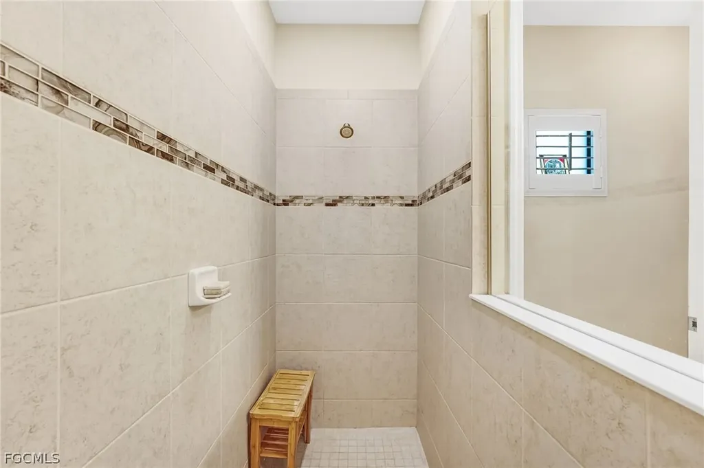 2995 Amblewind Drive Fort Myers FL 33905
