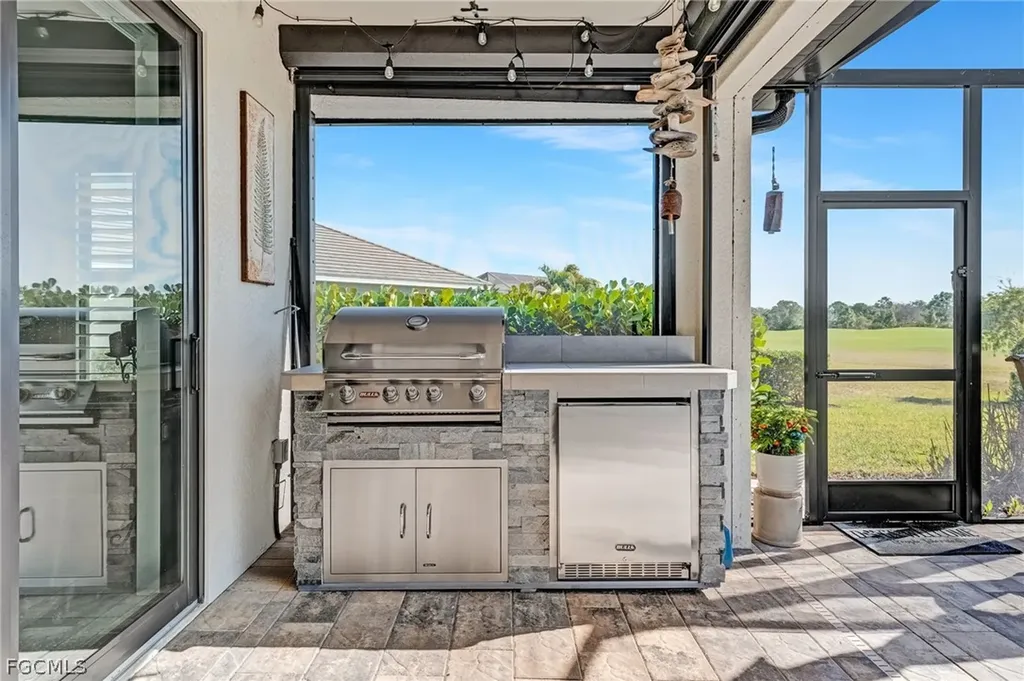 2995 Amblewind Drive Fort Myers FL 33905
