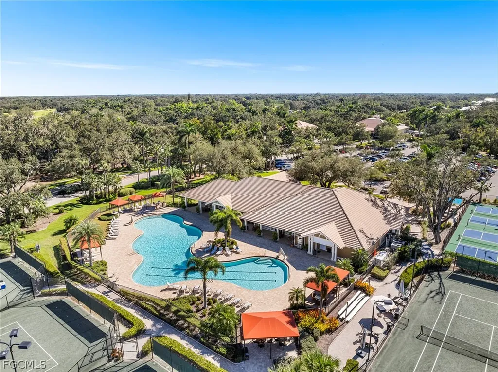 2995 Amblewind Drive Fort Myers FL 33905