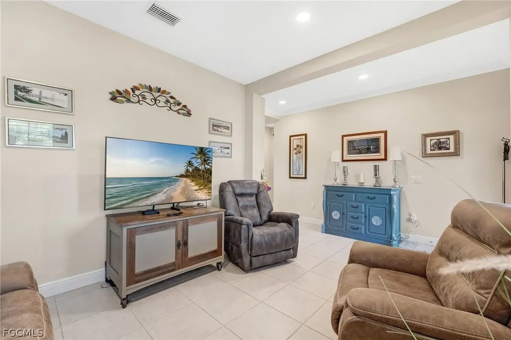 2995 Amblewind Drive Fort Myers FL 33905
