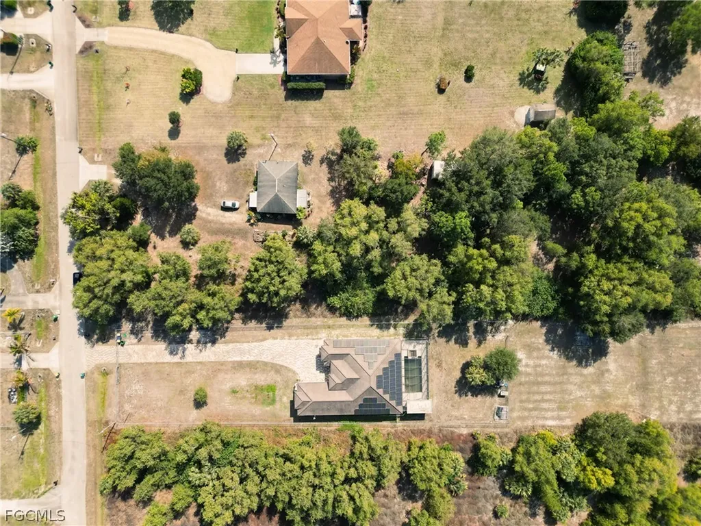 48XX 10th Street NE Naples FL 34120