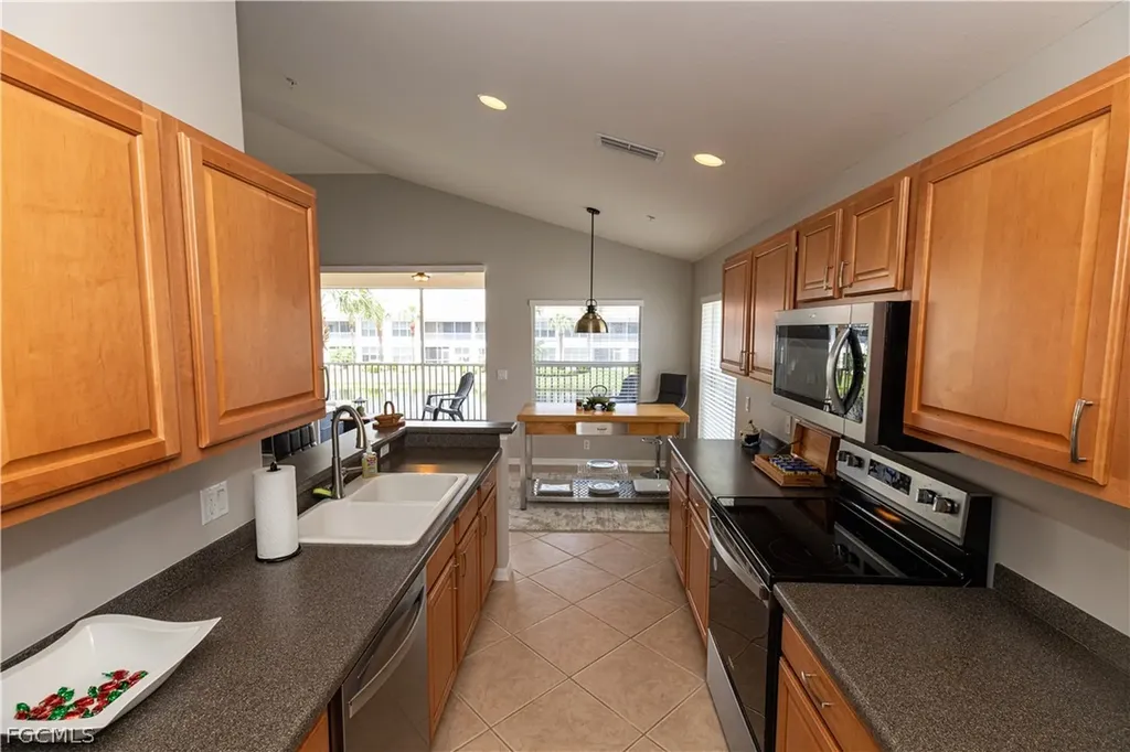 11660 Navarro Way Fort Myers FL 33908