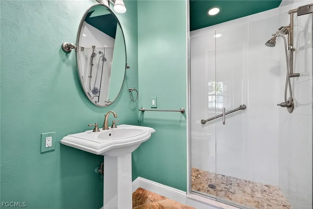15233 Cape Sable Lane Fort Myers FL 33908