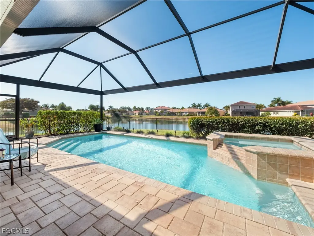 3280 Royal Gardens Avenue Fort Myers FL 33916