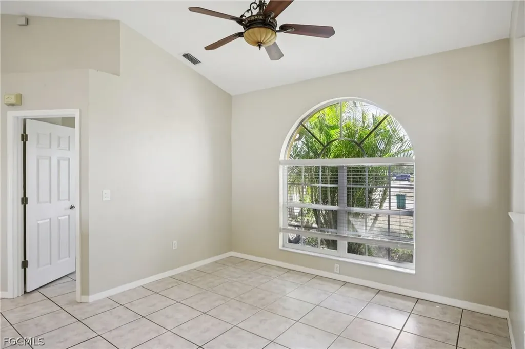 401 NE 23rd Avenue Cape Coral FL 33909