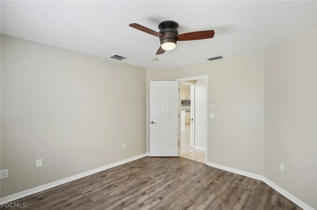 401 NE 23rd Avenue Cape Coral FL 33909