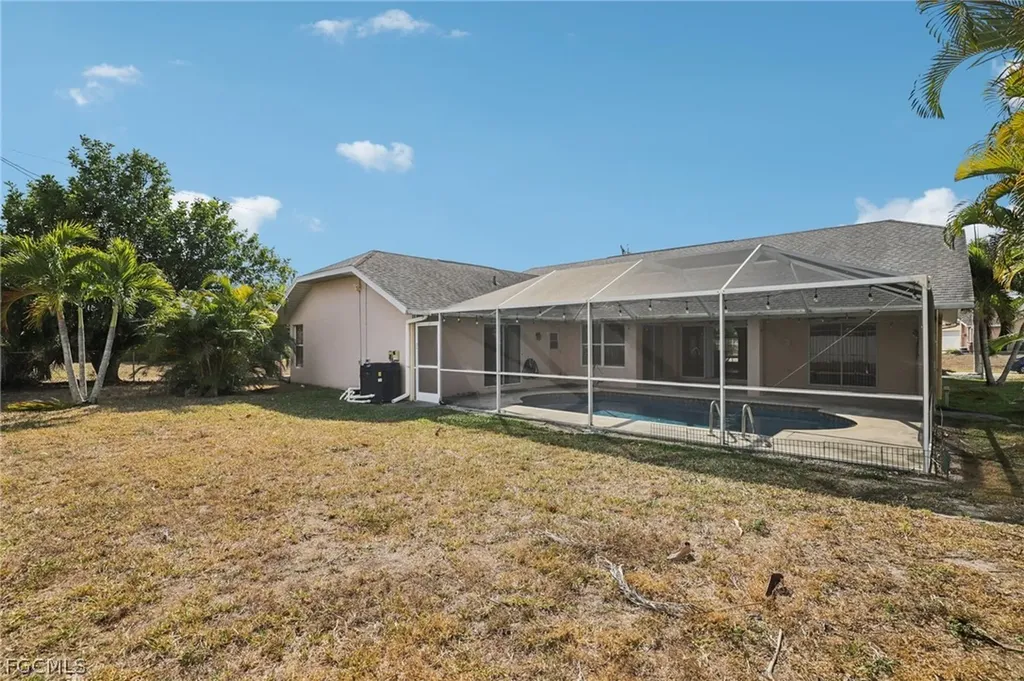 401 NE 23rd Avenue Cape Coral FL 33909