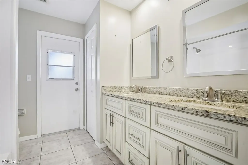 401 NE 23rd Avenue Cape Coral FL 33909