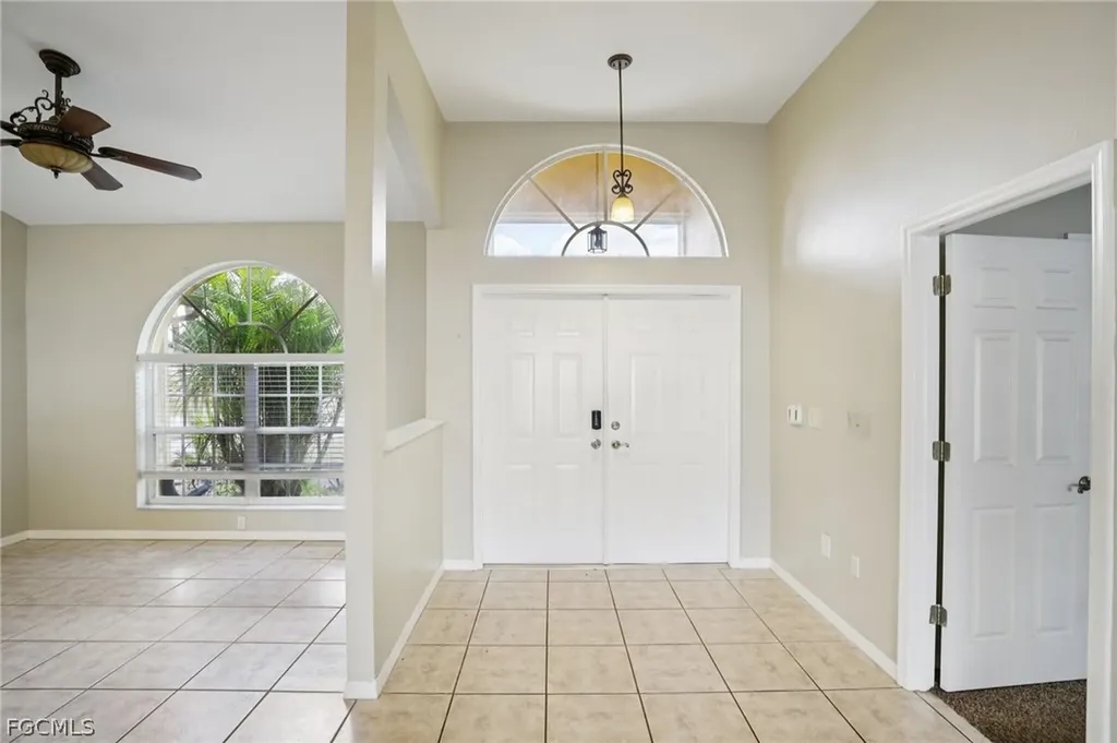 401 NE 23rd Avenue Cape Coral FL 33909