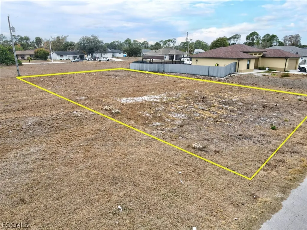 4607 6th Street W Lehigh Acres FL 33971