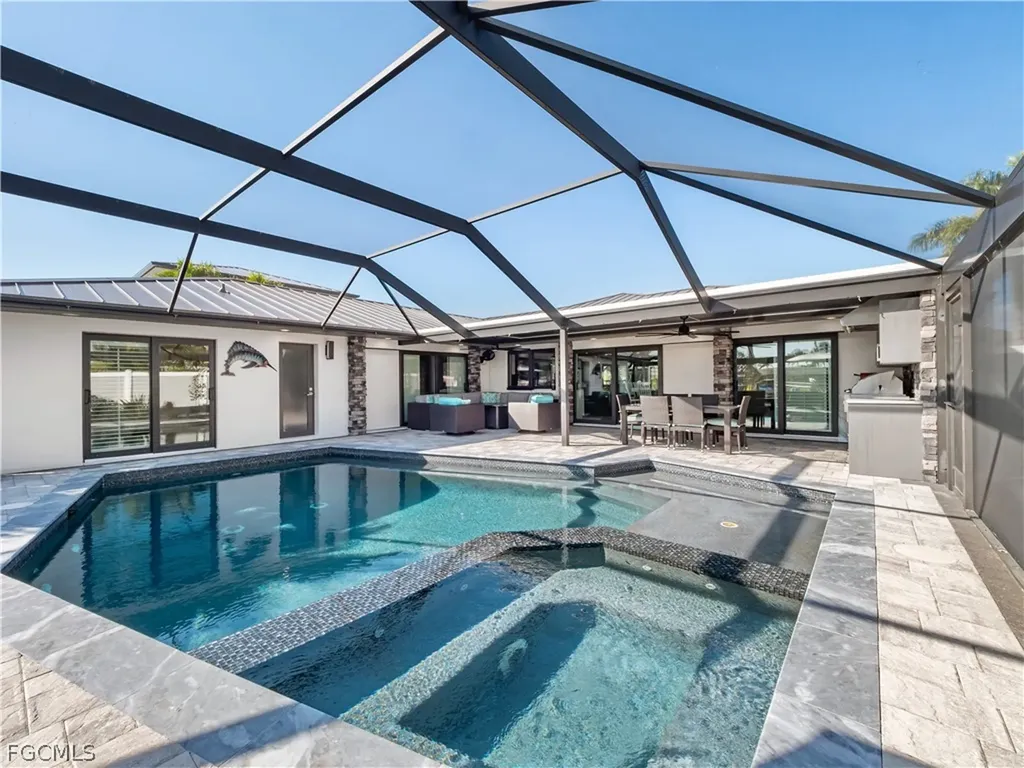 1912 SE 33rd Terrace Cape Coral FL 33904