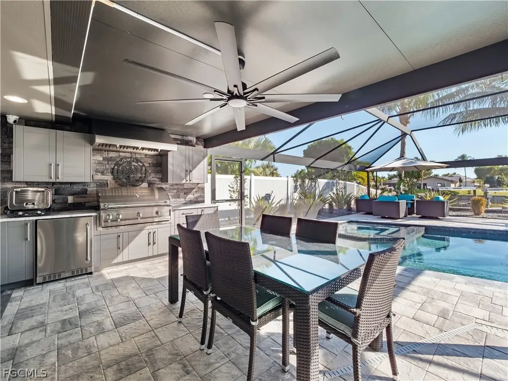 1912 SE 33rd Terrace Cape Coral FL 33904