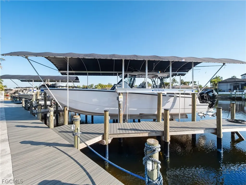 1912 SE 33rd Terrace Cape Coral FL 33904