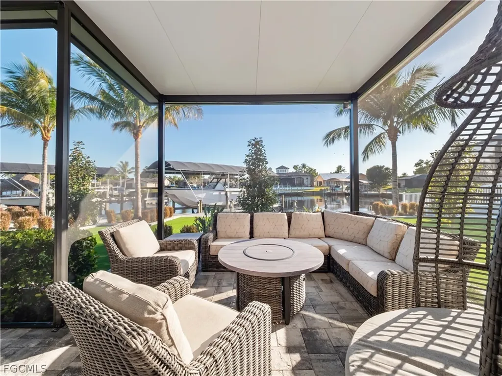 1912 SE 33rd Terrace Cape Coral FL 33904