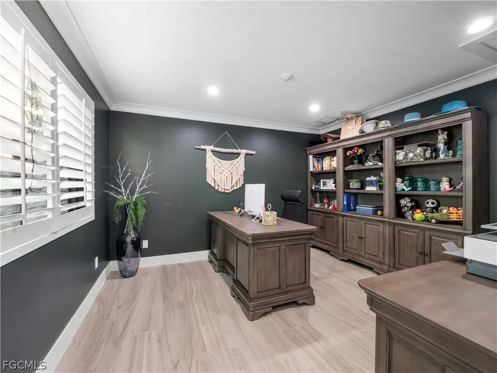 1912 SE 33rd Terrace Cape Coral FL 33904