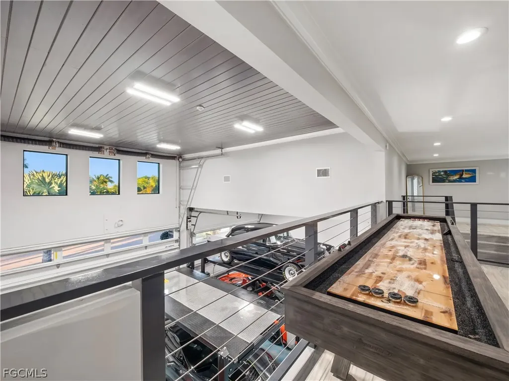 1912 SE 33rd Terrace Cape Coral FL 33904