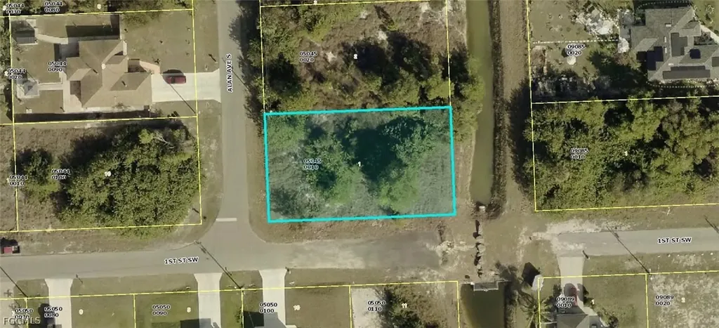 59 Alan Avenue S Lehigh Acres FL 33976