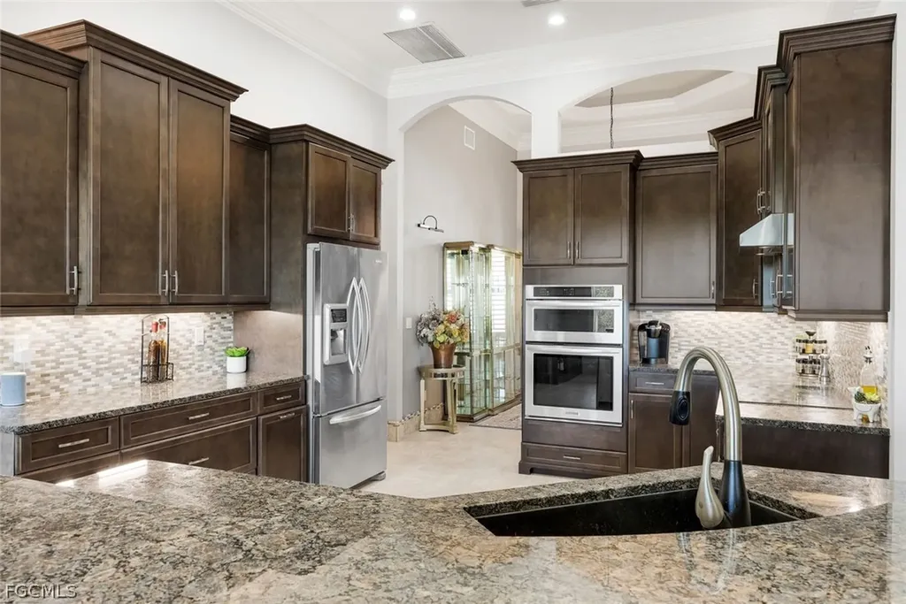 11711 Royal Tee Circle Cape Coral FL 33991