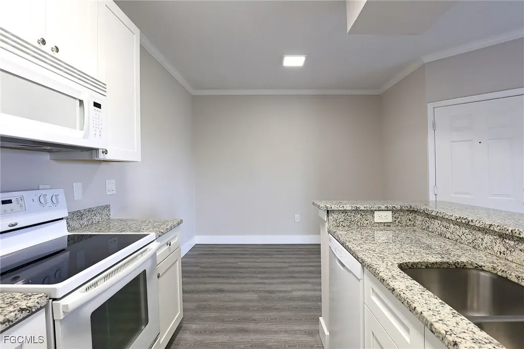 11480 Villa Grand Fort Myers FL 33913