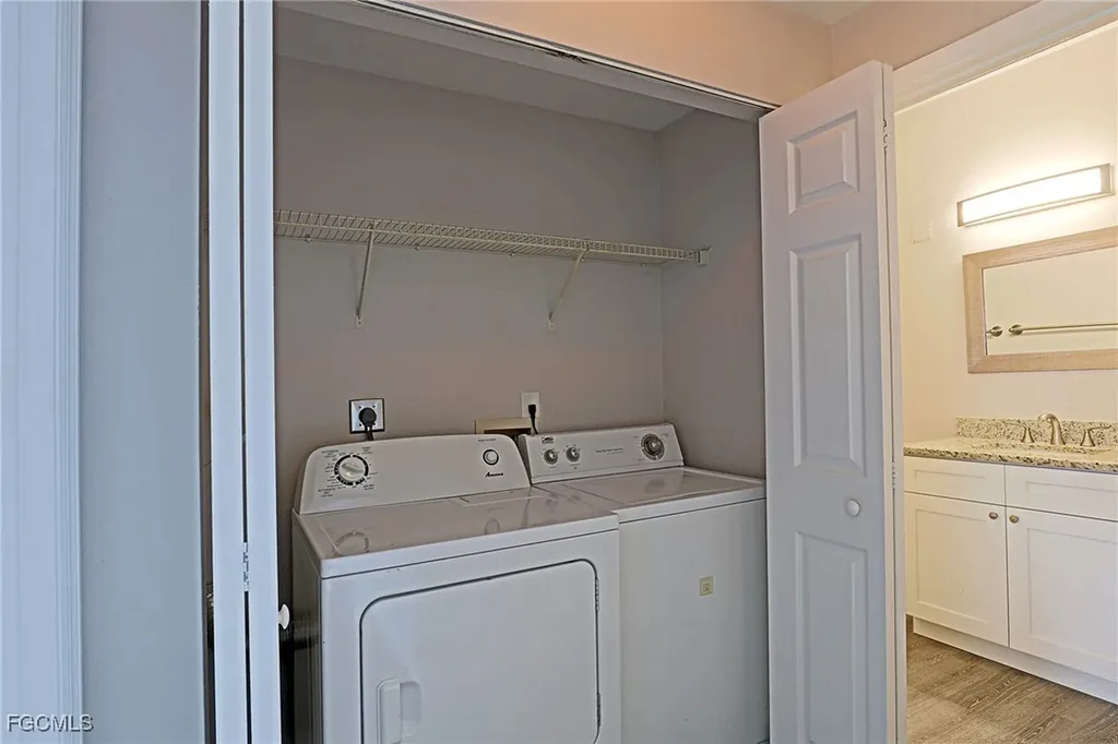 11480 Villa Grand Fort Myers FL 33913