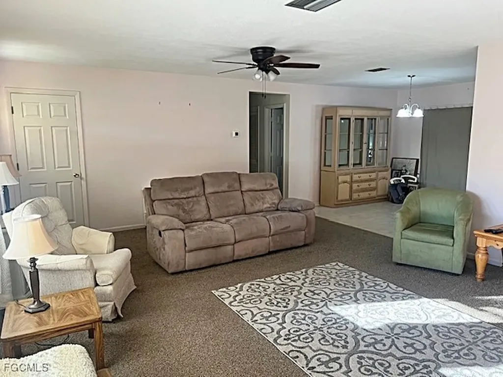 514 Pennview Avenue Lehigh Acres FL 33936