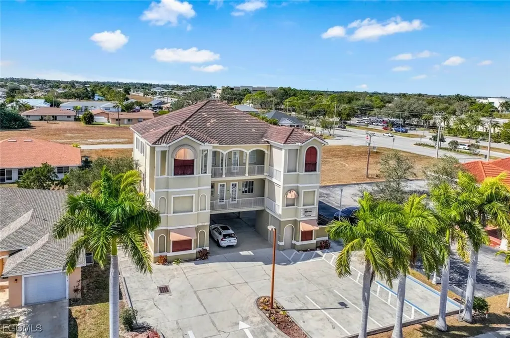 1212 Country Club Boulevard Cape Coral FL 33990