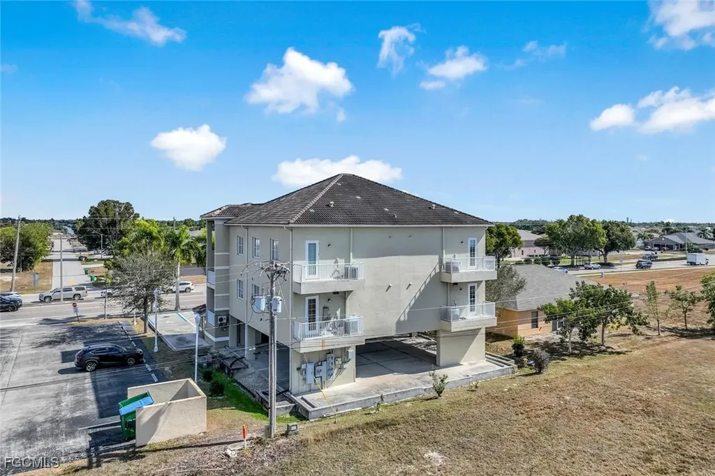 1212 Country Club Boulevard Cape Coral FL 33990