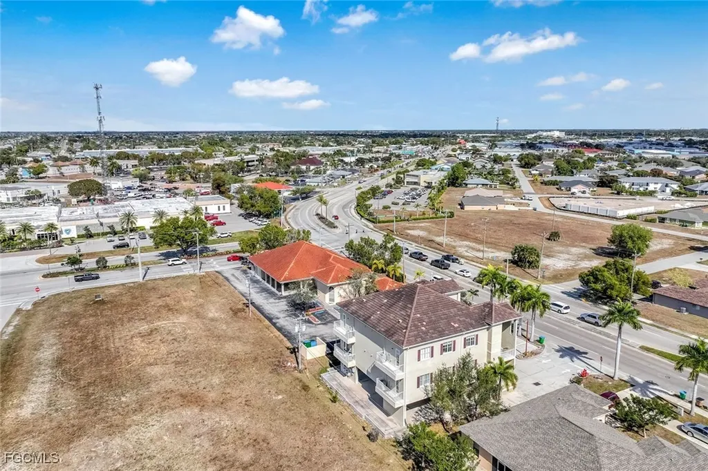 1212 Country Club Boulevard Cape Coral FL 33990