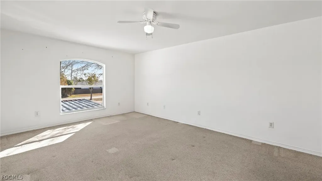 4520 Skyline Boulevard Cape Coral FL 33914