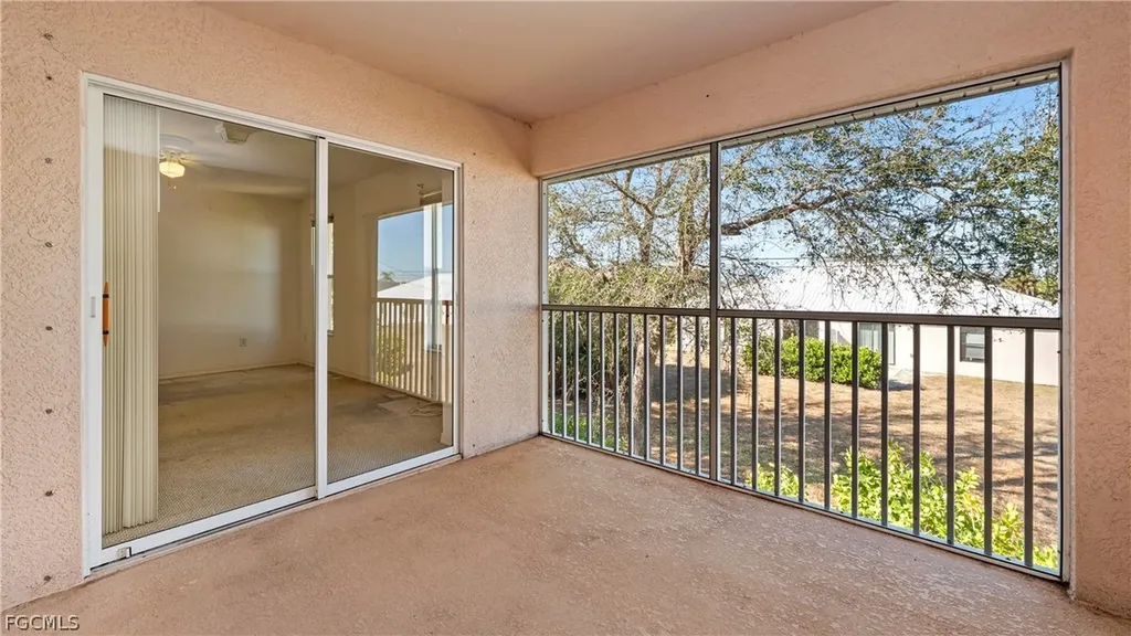 4520 Skyline Boulevard Cape Coral FL 33914