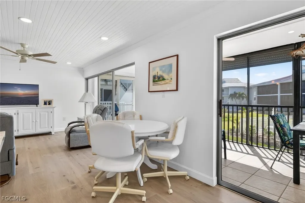 1341 Middle Gulf Drive Sanibel FL 33957