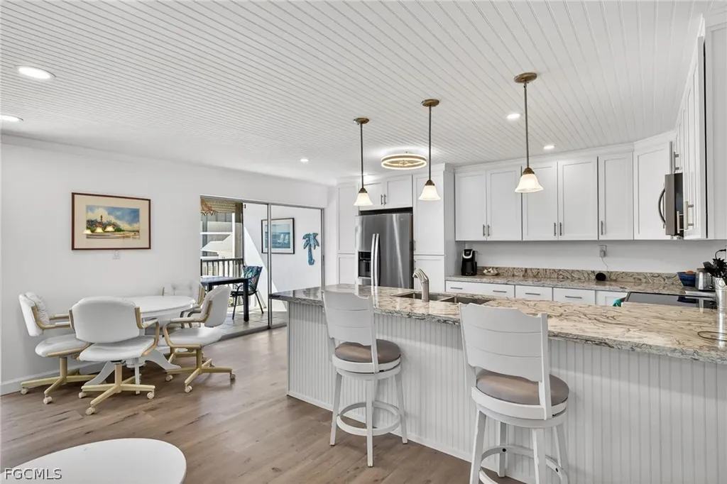 1341 Middle Gulf Drive Sanibel FL 33957