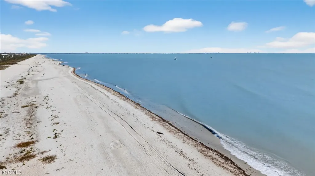 1341 Middle Gulf Drive Sanibel FL 33957