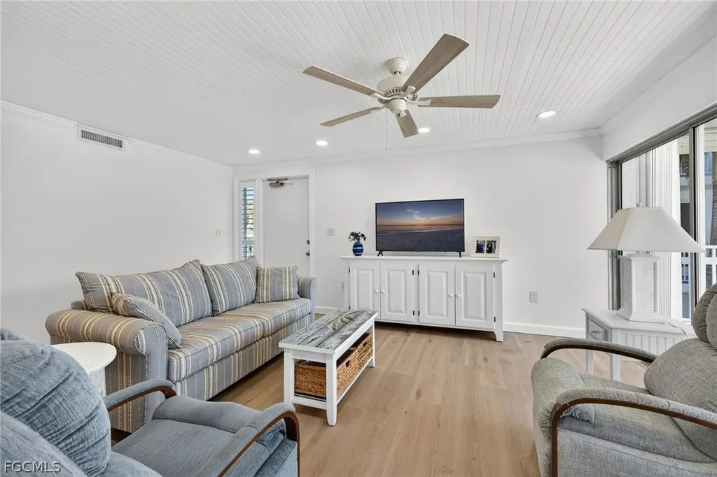 1341 Middle Gulf Drive Sanibel FL 33957